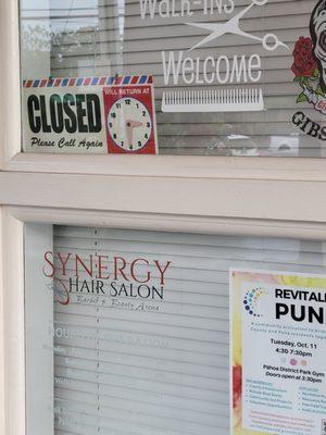 Sign says return at 330. 430 no one. Appointment for 430. No one called to say they wouldn't be there. Called and knocked on the door.