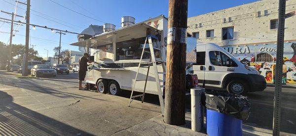 I live 4 cities away, and I come here just for their Torta Cubana