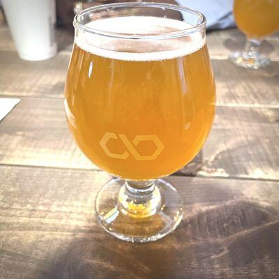 Crafty Lefty by Common Bond Brewers