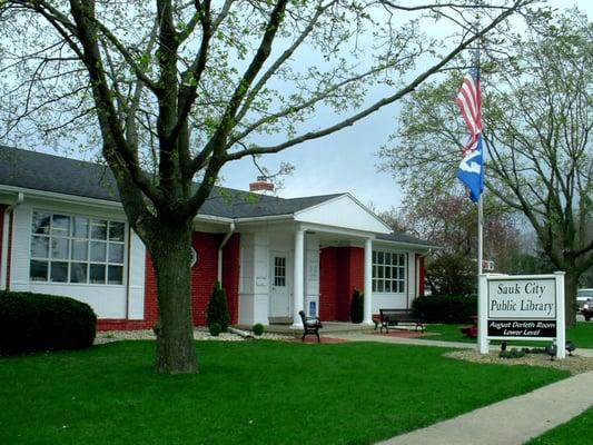 Sauk City Public Library