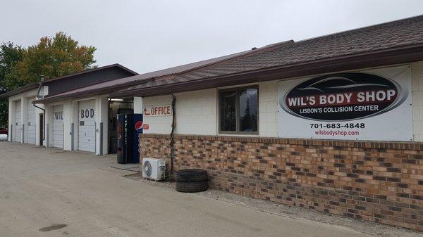 Wil's Body Shop & Auto Salvage