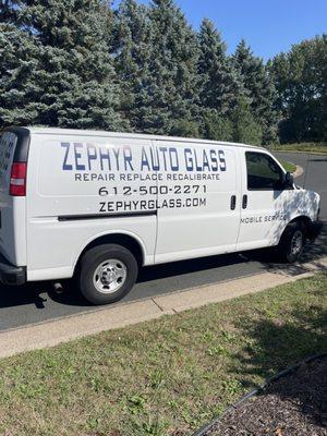 Zephyr Auto Glass