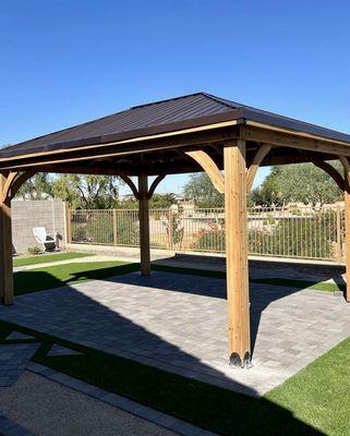 Inside & Outdoor Services