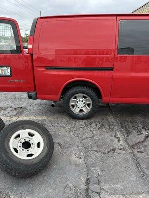 Bobs Discount Tire and Auto