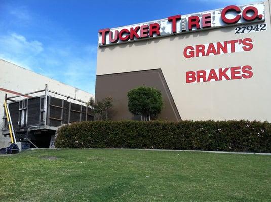 Tucker tire