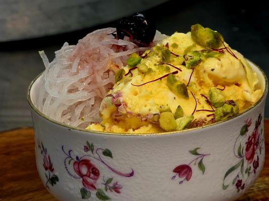 Persian safferan ice cream with falodeh shirazi