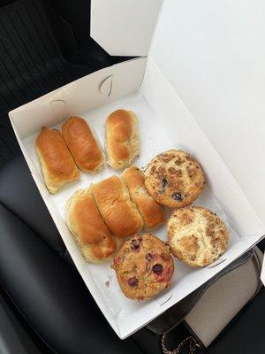 Spicy Sausage & Cheese Kolach