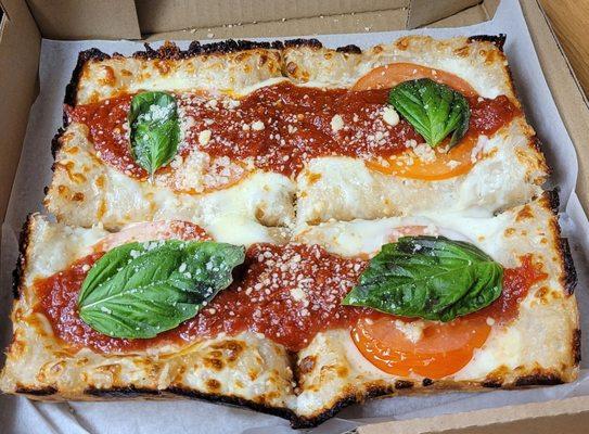 Margarita Detroit style pizza, small