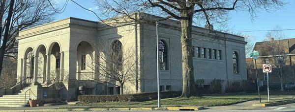 Laughlin Memorial Free Library