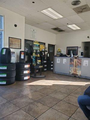 Discount Tire & Service Centers