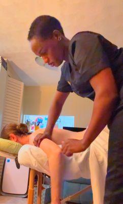 upper extremity massage