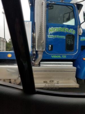 Herrera's Towing and Recovery