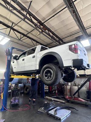 Wilson & Bell Auto Service