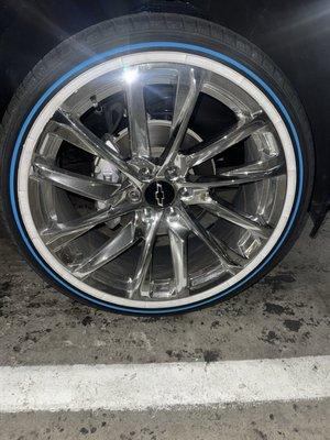 Tires and wheels they installed on a new friend of mines truck, great work and badass!