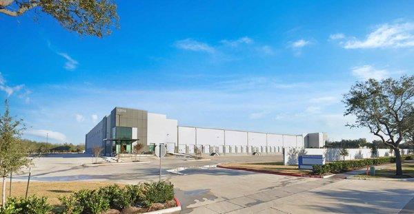 Cubework Sugar land Front Lot