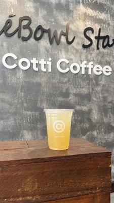 Iced Shaken Grapefruit Tea