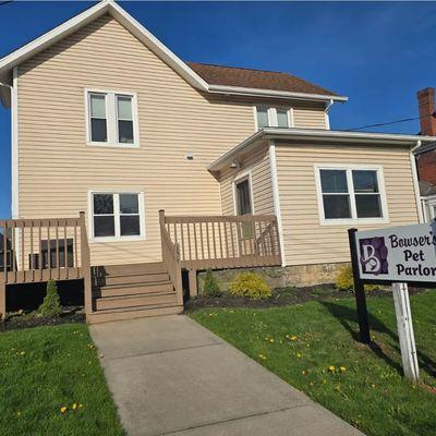 Owner/Groomer Brenda Bowser, 124 Grand Av, Mars PA (724) 712-3197