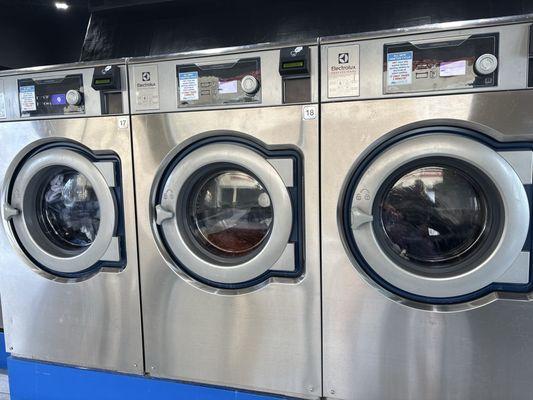 Suds Above Laundromat