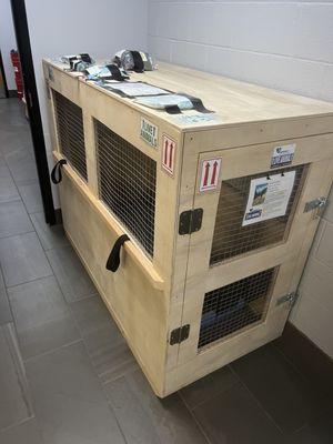 His travel crate, custom build to accommodate his size (160lbs) It was awesome!