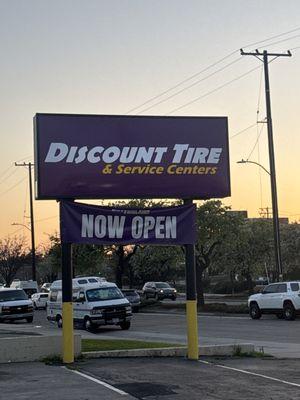 Discount Tire & Service Centers