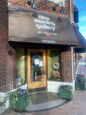 New Morning Gallery