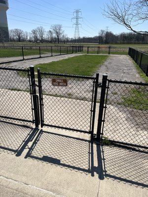 Small dog side - this is too small and not fun.