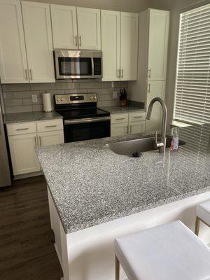 CRX Sparkling Cleaning