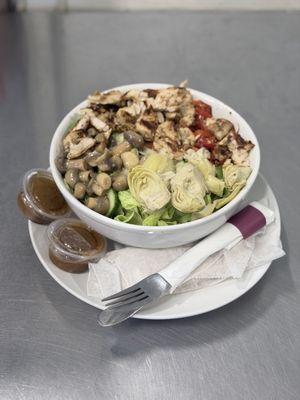 Our Specialty Pini's Salad!!