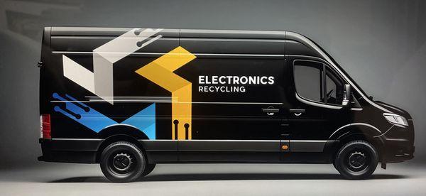 We do business and residential small pickups. Call to schedule your electronic pickup today