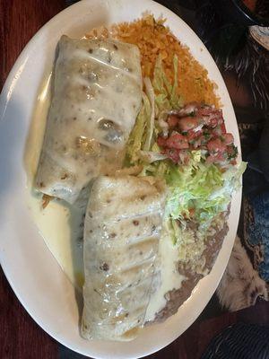 the food and service is fantastic!!