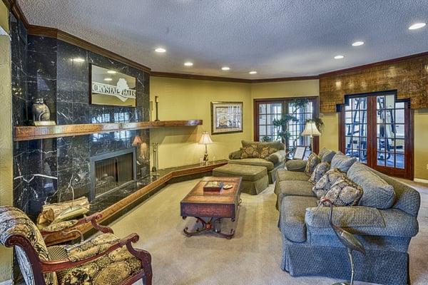 Crystal Falls Apartments, 10950 Westbrae Parkway, Houston, TX 77031; Phone: (713) 995-5177