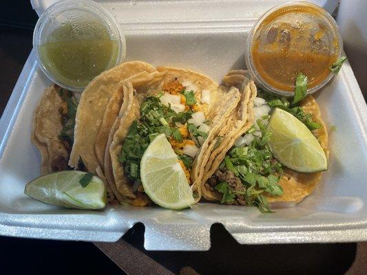 Los Compadres Food Truck