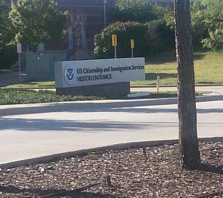 USCIS immigration office in Dallas , TX