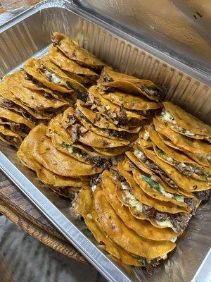 Birria Y Pollos El Guero