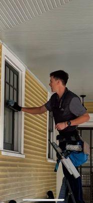 Nifty Window Cleaning