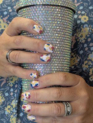 Foil flakes nails!!!