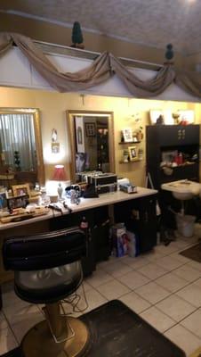 Bruno & Bruno Full Service Salon & Portrait Studio