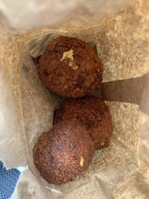 Tom's Seafood & Restaurant