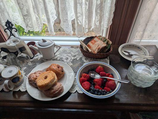 Magliulo's Rose Garden Inn