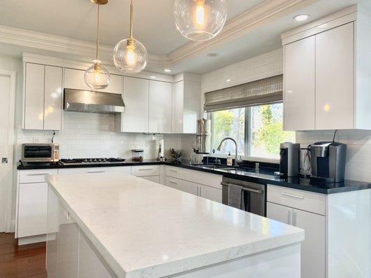 R & M Construction Inc