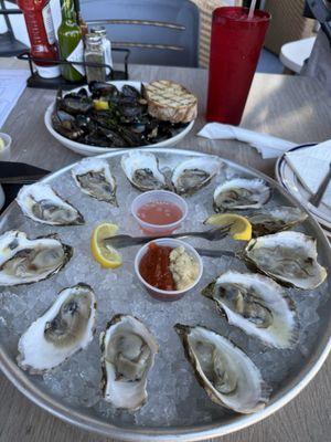Bunky's Raw Bar & Brewery