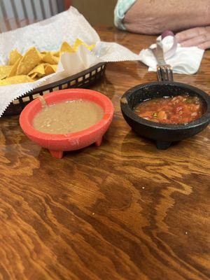 Chips , beans and salsa ,