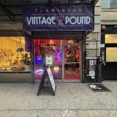 Flamingo's Vintage Pound Storefront