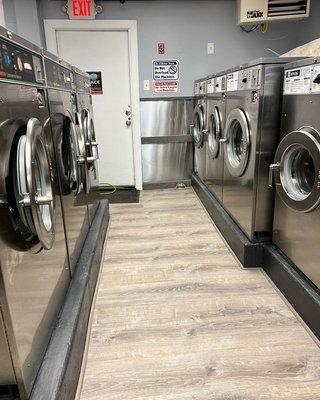 Ray's Coin OP Laundromat