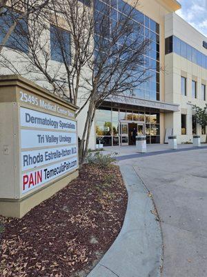 Rhoda Estrella-Itchon, MD