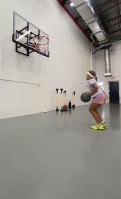 Perfect place to learn basketball fundamentals. Great atmosphere. My daughter loves it. Thanks a lot to Skillspoint basketball