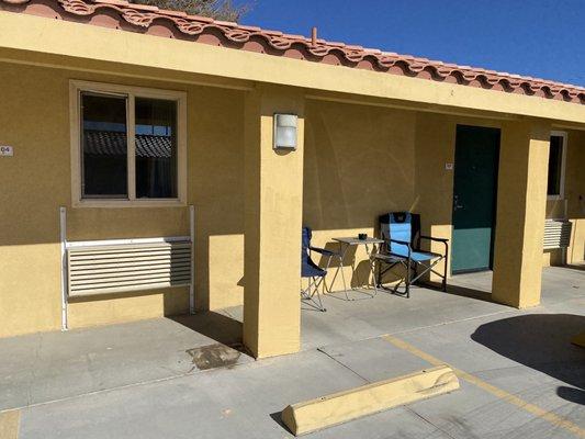 Basic, clean and quiet. No complaint