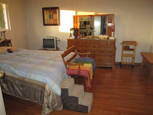 The D Clutter Company