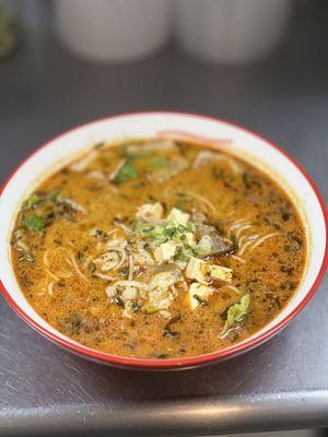 Spicy and Sour Noodle Soup with Fish Fillets