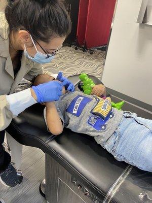 2yo at the dentist.